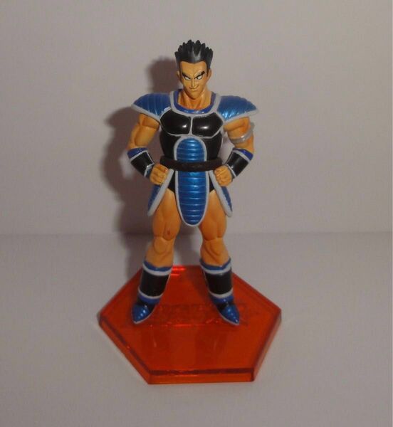ドラゴンボール LEGEND OF SAIYAN トーマ フィギュア