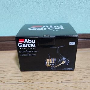 ☆未開封品☆ Abu Garcia Superior スピニングリール 2500S アブガルシア スーペリア