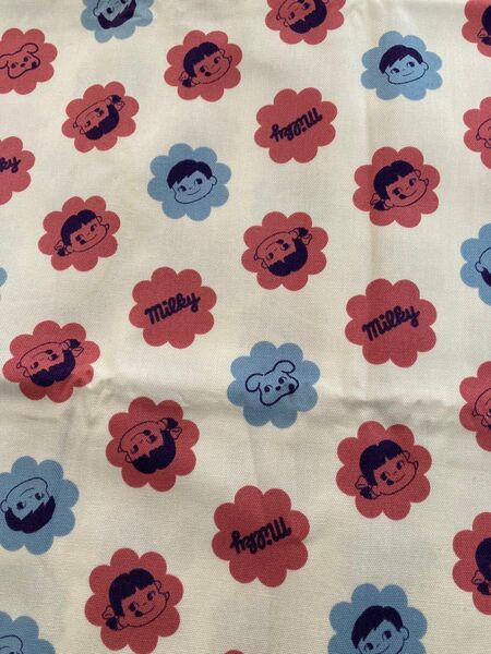 ペコちゃん 大柄ミルキー オックス生地 綿100% 約108×100cm ハンドメイド 日本製