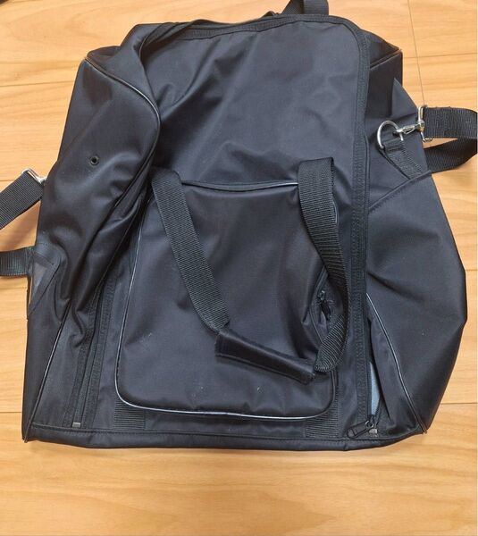 スポーツバッグ デイバッグ 黒
