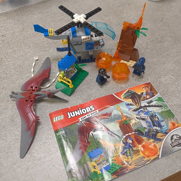 LEGO 10756 [レゴ ジュニア ジュラシックワールド プテラノドンの脱出