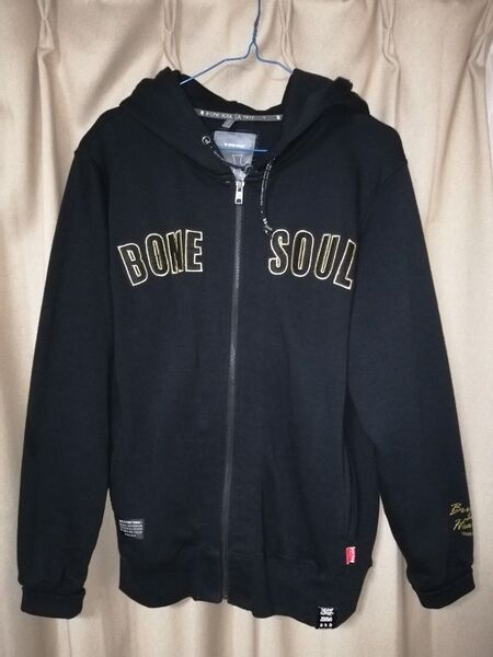 B-ONE SOUL ジップアップ パーカー スウェット ブラック ロゴ トップス 黒 サイズ表記 M どちらと言うなら厚手タイプ