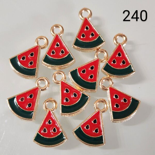 【240】☆1セット10こ入り☆エナメルチャームパーツ スイカ☆400円商品よりどり5つで1000円対象商品