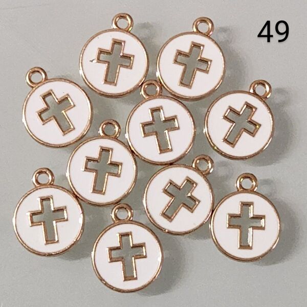 【49】☆1セット10こ入り☆十字架チャーム☆400円商品よりどり5つで1000円対象商品
