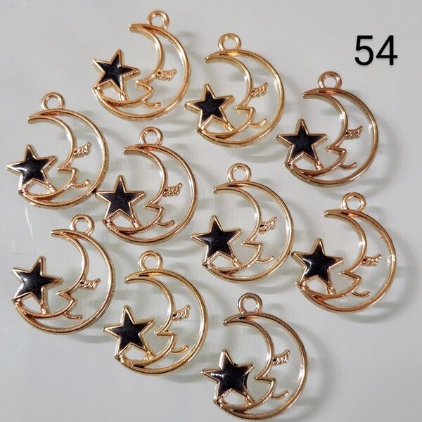 【54】☆1セット10こ入り☆月チャーム☆400円商品よりどり5つで1000円対象商品
