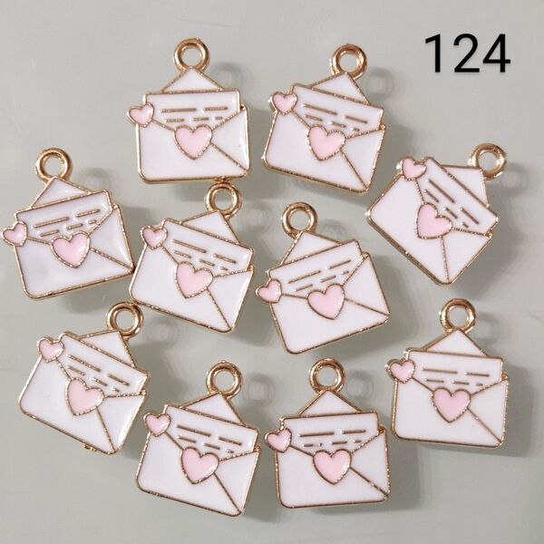 【124】☆1セット10こ入り☆レターチャーム☆400円商品よりどり5つで1000円対象商品