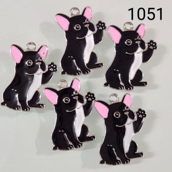 【1051】☆1セット5こ入り☆ 犬チャーム☆400円商品よりどり5つで1000円対象商品