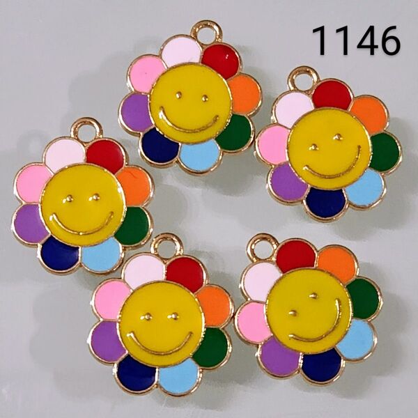 【1146】☆1セット5こ入り☆にこちゃん チャーム☆400円商品よりどり5つで1000円対象商品