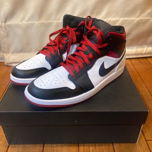 Air Jordan 1 Mid Gym Red