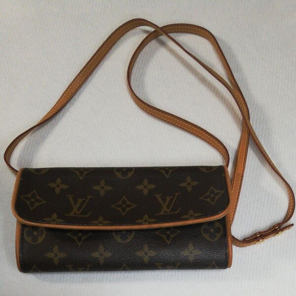 LOUIS VUITTON モノグラム ポシェットツインPM 中古美品