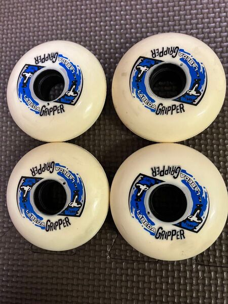 インラインスケート ウィール 76mm 4個