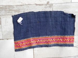 モン族他のはぎれ　Xno. 168刺繍布はぎれ150×250mm 山岳民族　ラオス　タイ　インドシナ 手芸材料 古布　藍染　手織り