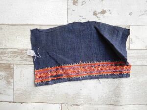 モン族他のはぎれ　Xno.155刺繍布はぎれ140×270mm 山岳民族　ラオス　タイ　インドシナ 手芸材料 古布　藍染　手織り