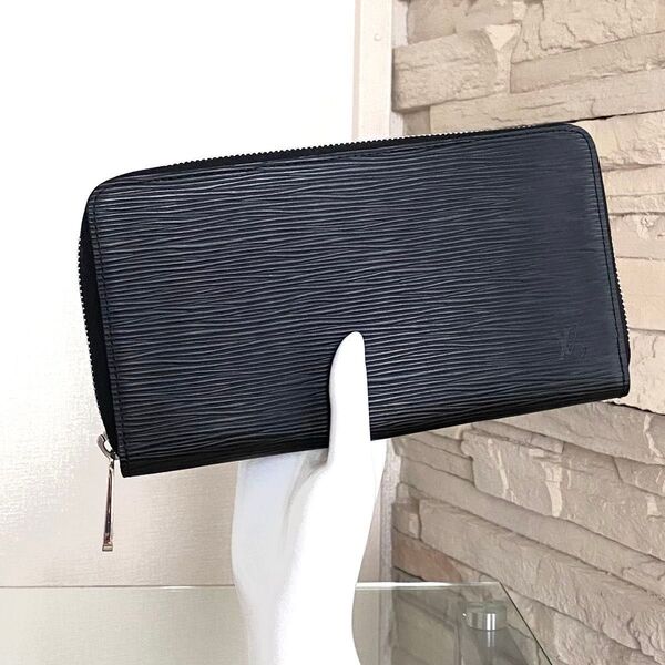 ルイヴィトン ジッピー オーガナイザー ノワール 長財布 クラッチバッグ エピ LOUIS VUITTON ラウンドファスナー