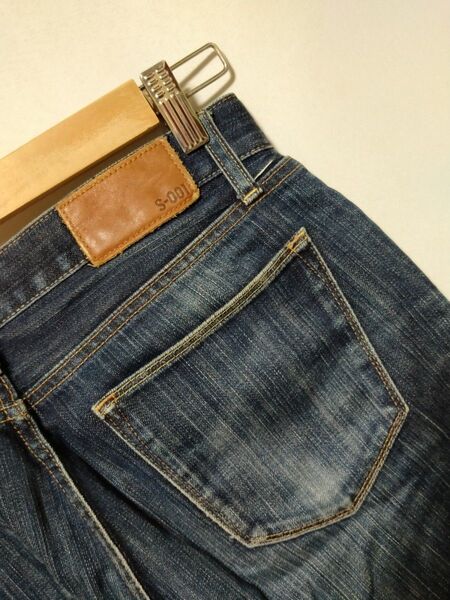 OLD UNIQLO ユニクロ 名作 S−001 UNISEX W78.5cm革ラベル 牛革