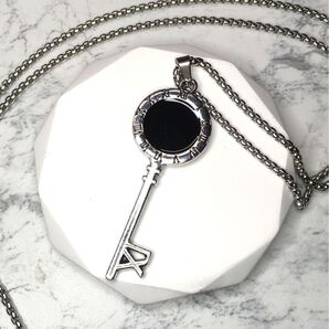 ネックレス ローマ数字 鍵 ステンレス シルバー