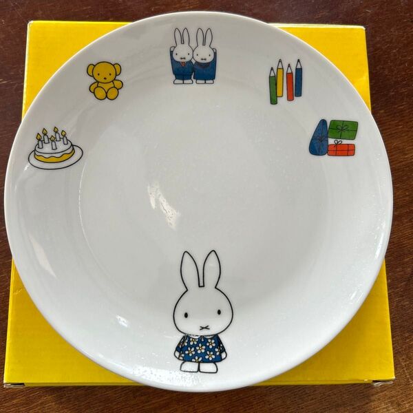 ミッフィ- 非売品 プレート お皿 食器 ローソンコラボ 新品 箱に汚れ・傷あり 直径19cm ディック・ブルーナ・ジャパン