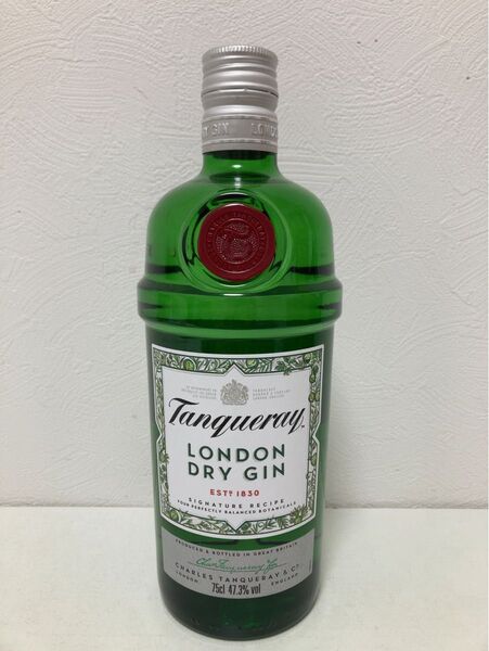 〈未開栓〉タンカレー ジン Tanqueray スピリッツ ロンドン ドライ ジン 750ml