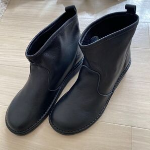 ランブルコンフォート ショートブーツ ブラック 軽量