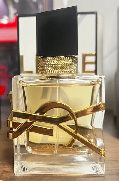 【ほぼ満量】 YVES SAINT LAURENT イヴサンローラン リブレ オーデトワレ 30ml