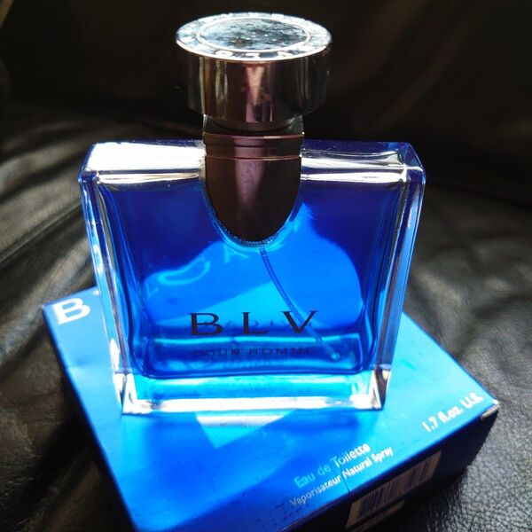 BVLGARI ブルー プールオム オードトワレ(空瓶)