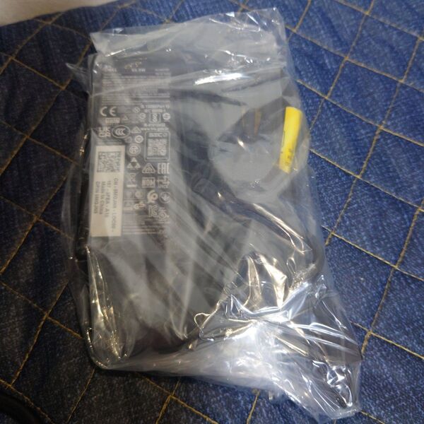 中古純正デルDELL ACアダプタ 19.5V3.34A65W