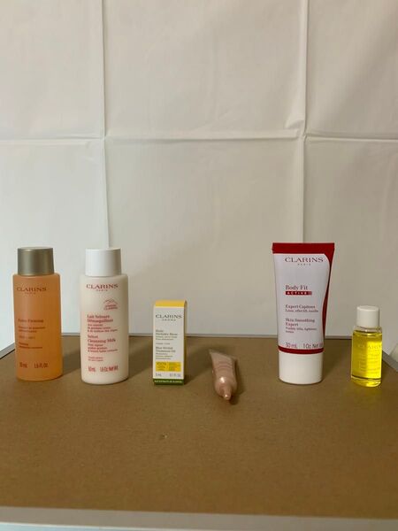 新品未使用 CLARINS 化粧水、美容液等のセット