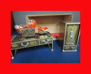 Art hand Auction :Immediate purchase [doll museum] Hina tools, desk, bookshelf, Small box Y151 Hina dolls, Hina utensils, Hina palace. Makie Hina, season, Annual event, Doll's Festival, Hina doll