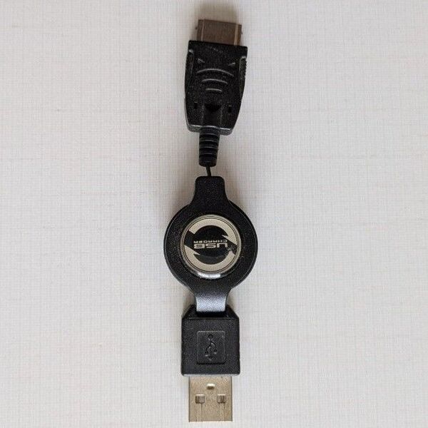 FOMA USB 充電ケーブル 巻き取り式