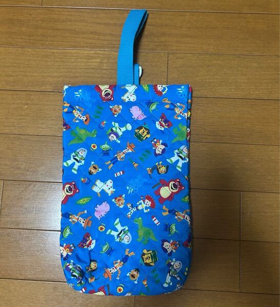 美品 靴袋 ディズニー シューズケース トイストーリー キルト生地