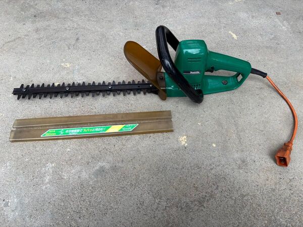 マキタ makita ヘッジトリマー 生垣バリカン UH3510 ジャンク品