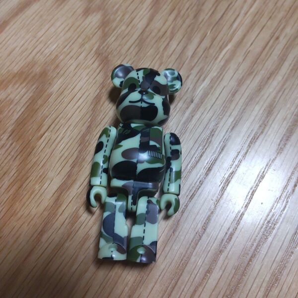 ベアブリック be@rbrick エイプ bape カモフラージュ 100%