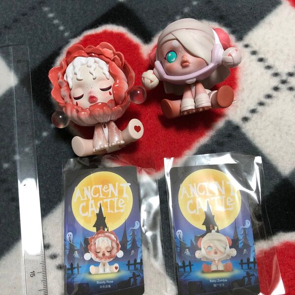 POPMART フィギュア SKULLPANDA ANCIENT CASTLE Baby Zombie Bloody Rose