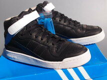 デッド!! 新品!! 10年 adidas フォーラム FRM MID OT TECH 黒ｘ水色ｘ白 レザー US 9/ 27cm_画像1