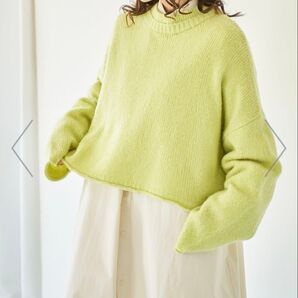 「WHYTO./ホワイト」Wネックスクエアニット 新品
