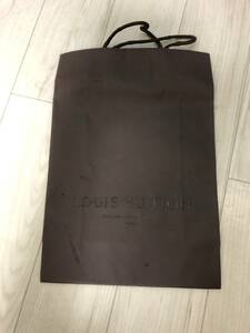 LOUIS VUITTON 紙袋