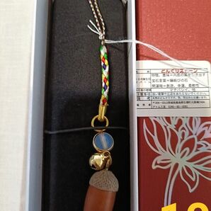 10月誕生石付ドングリストラップ