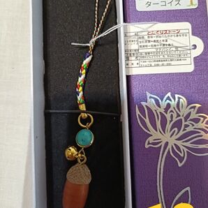 12月誕生石付ドングリストラップ