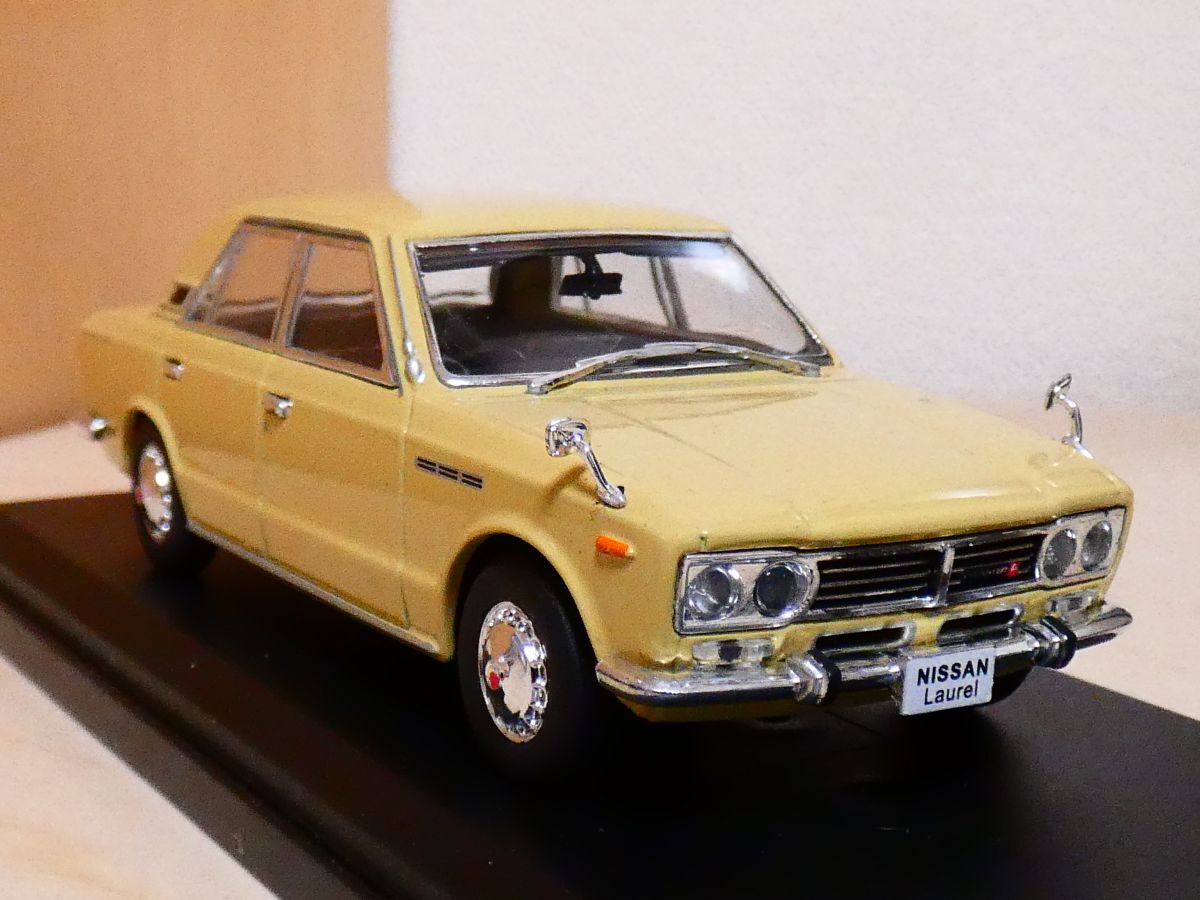 Yahoo!オークション -「ローレル 国産名車」(乗用車) (その他)の
