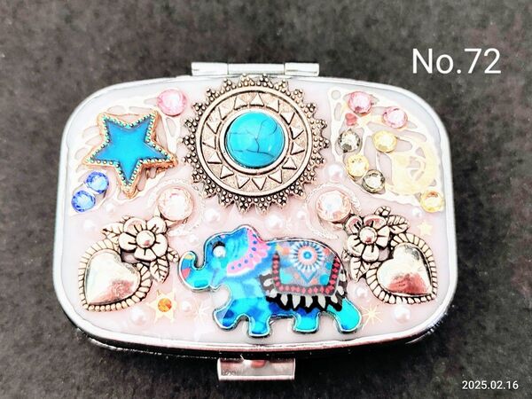 ハンドメイドピルケース アジアン 青象 No.72
