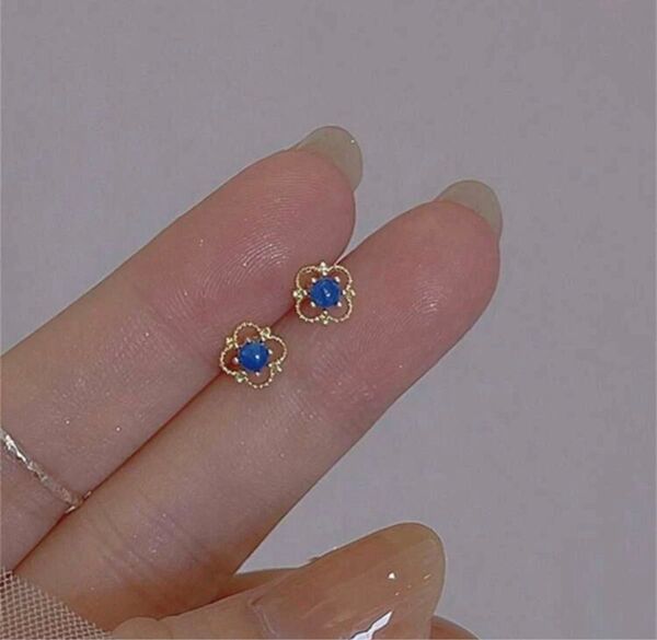 新品 レディース ピアス 高見え 可愛い お洒落 青 ストーン 小さめ 人気