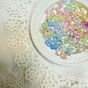 No.109パステルカラー蝶アクリルパーツ35個