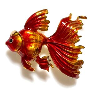 金魚のブローチ