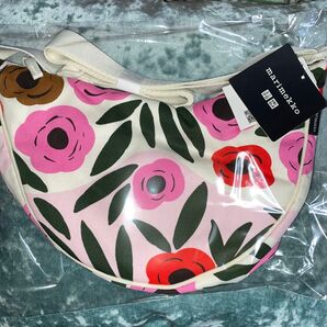 新品未使用 marimekko×UNIQLO ラウンドミニショルダーバッグ ピンク フラワー