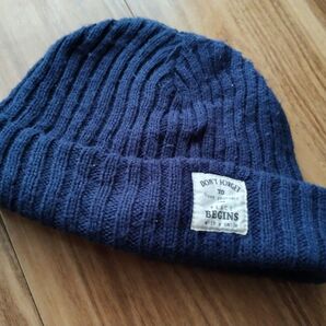 クーポンで300円!!ニット帽 ネイビー