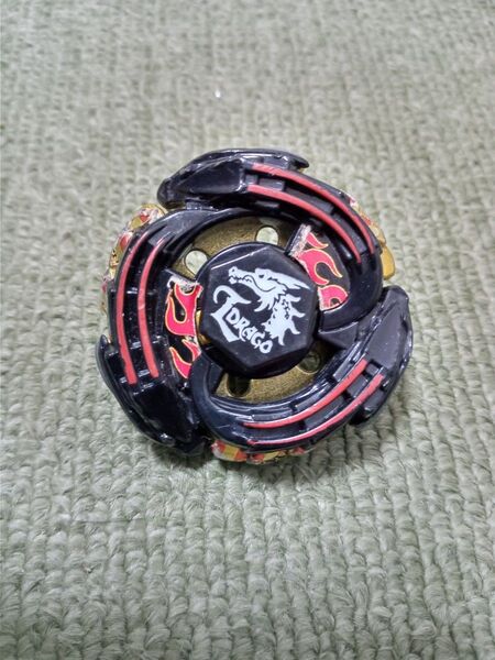 メタルファイトベイブレード beyblade ライトニングエルドラゴ 黒龍