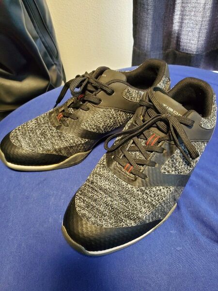 【美品】ティゴラ ゴルフシューズ スパイクレス 3D molding insole 27cm ブラック TIGORA
