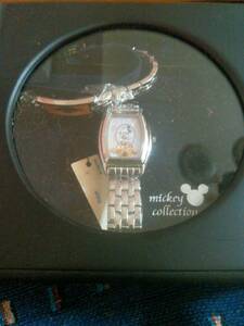  Mickey Mouse часы & браслет 