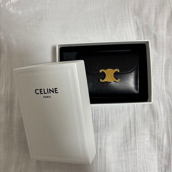 CELINE財布