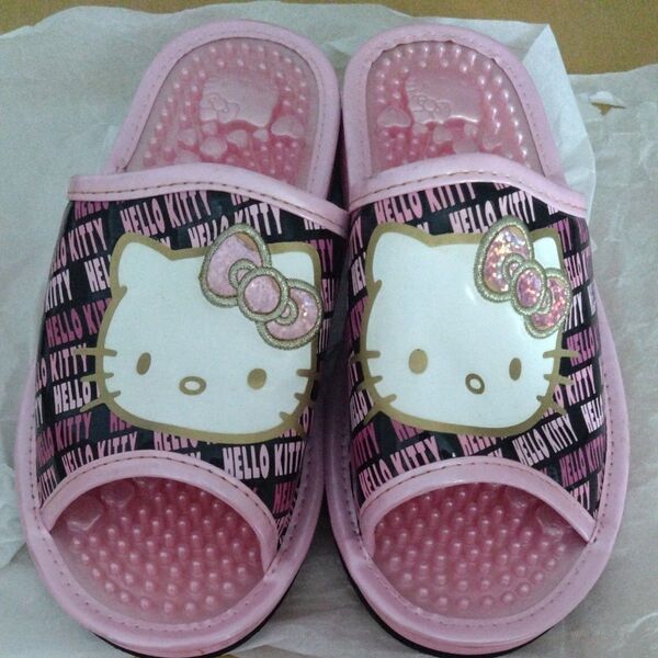 キティちゃんサンダル 中古